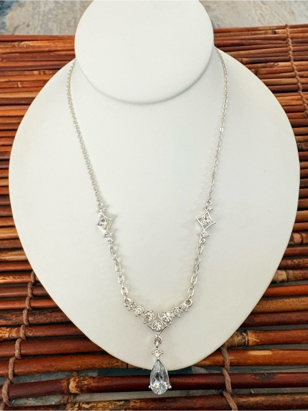 New York & Company Silver Teardrop Crystal Pendant Necklace 18”-21”